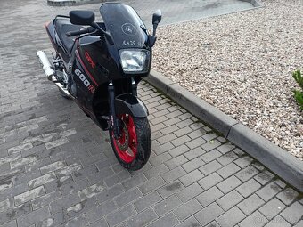 Kawasaki gpx 600 - 3