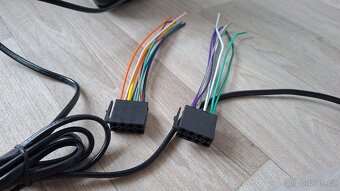 Prodám mix věci do auta - 3