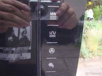Mikrovlnná trouba vestavná BEKO MCB 25433 X pěkná funkční - 3