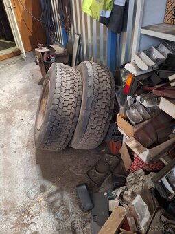 Pneu 285/70R19.5 - 3