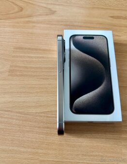 iPhone 15 Pro Natural Titanium BATERIE 100% TOP - 3