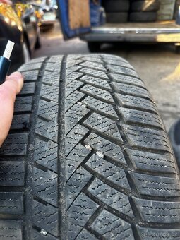 Audi q7 alu kola 255/55 R19 - 3