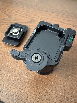 Prodám stativovou hlavu Velbon QHD-53D - 3