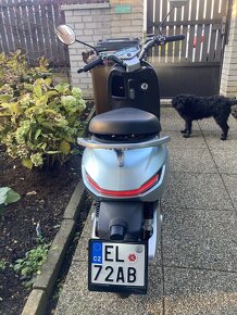 Yadea elektrický skútr/motorka - 3