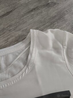 Dámské tričko, halenka vel. M - 3