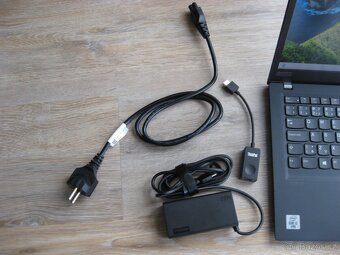 Lenovo ThinkPad T14s Gen1 - 3