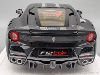 1:18 - Ferrari F12 TDF Black Daytona - BBR - 3