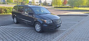 Prodám Chrysler Town Country - 3