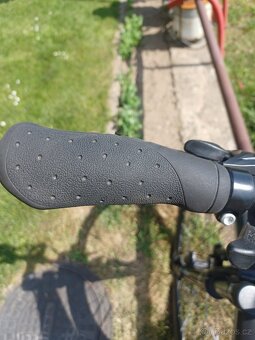 Prodám trekingové kolo Maxbike - 3