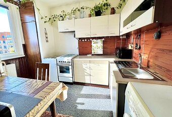 2+1 O.- Dubina, Jiříkovského, lodžie, 13.000 i s energiemi. - 3