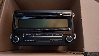 Volkswagen RCD310 - 3