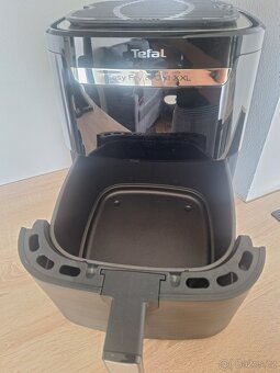 Horkovzdušná fritéza Tefal Easy Fry & Grill XXL - 3
