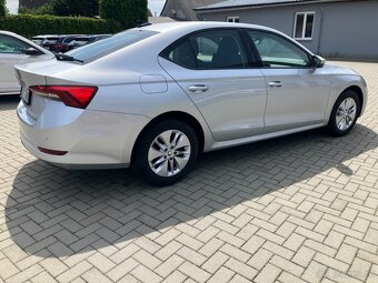 Škoda Octavia 2.0TDI DSG AMBITION PLUS - 3