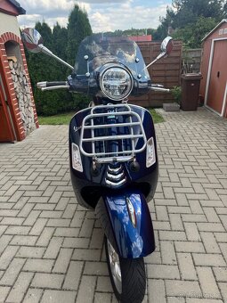 Vespa GTS 300 - 3