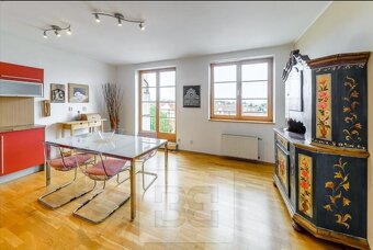 Pronájem jedinečného bytu 2+1, 85 m2 - Praha - Břevnov - 3