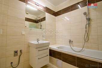 Prodej bytu 4+1, 97 m², Hranice, ul. Kpt. Jaroše - 3