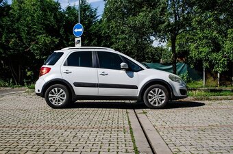 Suzuki SX4 1.6 i-AWD 4x4 Exclusive LPG - 3
