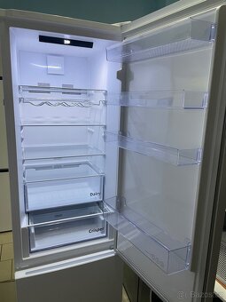 Zánovní lednička Beko RCNA406E60WN - 3