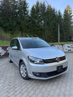 Volkswagen Touran 1.6 TDI 77kw Life, Light & Park Assist - 3