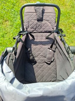 EASYWALKER Kočárek sportovní Jackey XL Shadow Black - 3