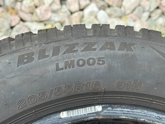 205/55 R16 - 3