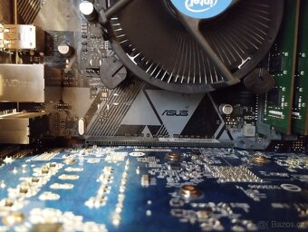 Stolní PC ASUS Intel i5, 8 GB RAM, Radeon R7, SSD - 3
