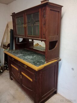 Starožitný nábytek - 3