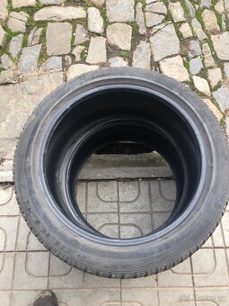 235/45 R17 zimní 2ks - 3