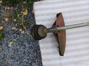 Křovinořez Stihl FS 100 - 3