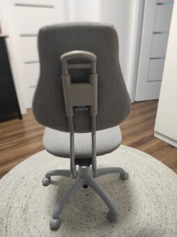 Rostoucí dětská židle - 3