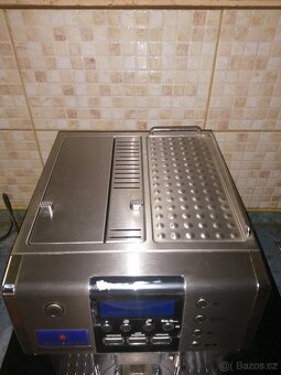 Automatický kávovar Delongi - 3