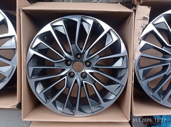 ojediněle 4x al disky 19" ORIGINAL Audi A6 4K C8 - 3