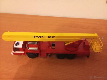 Sběratelsky modylek - 3