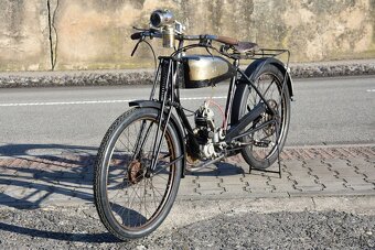 Předválečné motokolo - 3