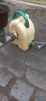 Prodám elektrický mlýnek na maso - 3