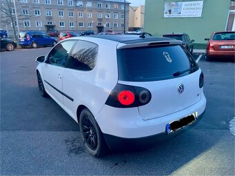 Prodám Volkswagen Golf V 1.9 TDI. - 3