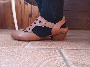 Kožené Boty Lodičky Sandále 39 - 3