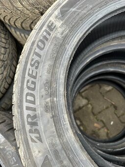 Prodám Bridgestone turanza 195/60 r16 - 3