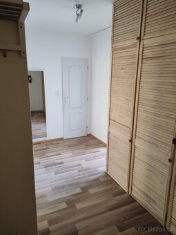 Dlouhodobý pronájem bytu 3kk v Dubí 1 v blízkosti přírody. - 3