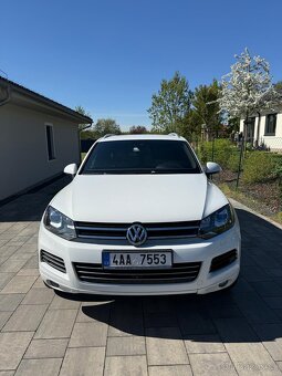 VOLKSWAGEN TOUREG R-LINE DPH - 3