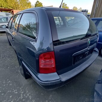 Škoda Octavia 1.8 Turbo na díly - 3