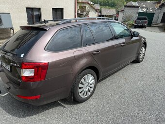 ŠKODA OCTAVIA III COMBI 4x4 16TDI 81kw - 3
