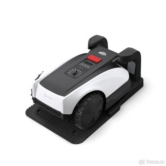 Robotická sekačka Goat O800 RTK White - 3