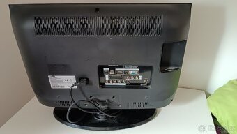 Samsung LE22B450C4W televize - 3