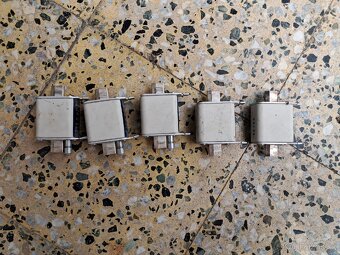 Pojistky 80V 250A - 3