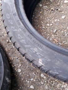 255/45/20 105v Pirelli - zimní pneu 2ks RunFlat - 3