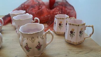 Bucláky z růžového porcelánu - 3