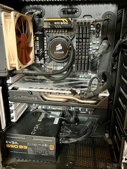 SAPPHIRE NITRO+ RADEON RX 570 8GB - 3