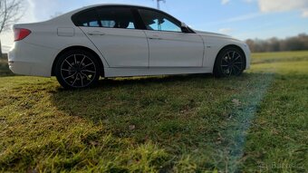 BMW 320D F30 X-DRIVE 135KW 157000KM - 3