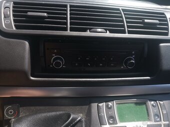 Peugeot 807 Android radio - 3